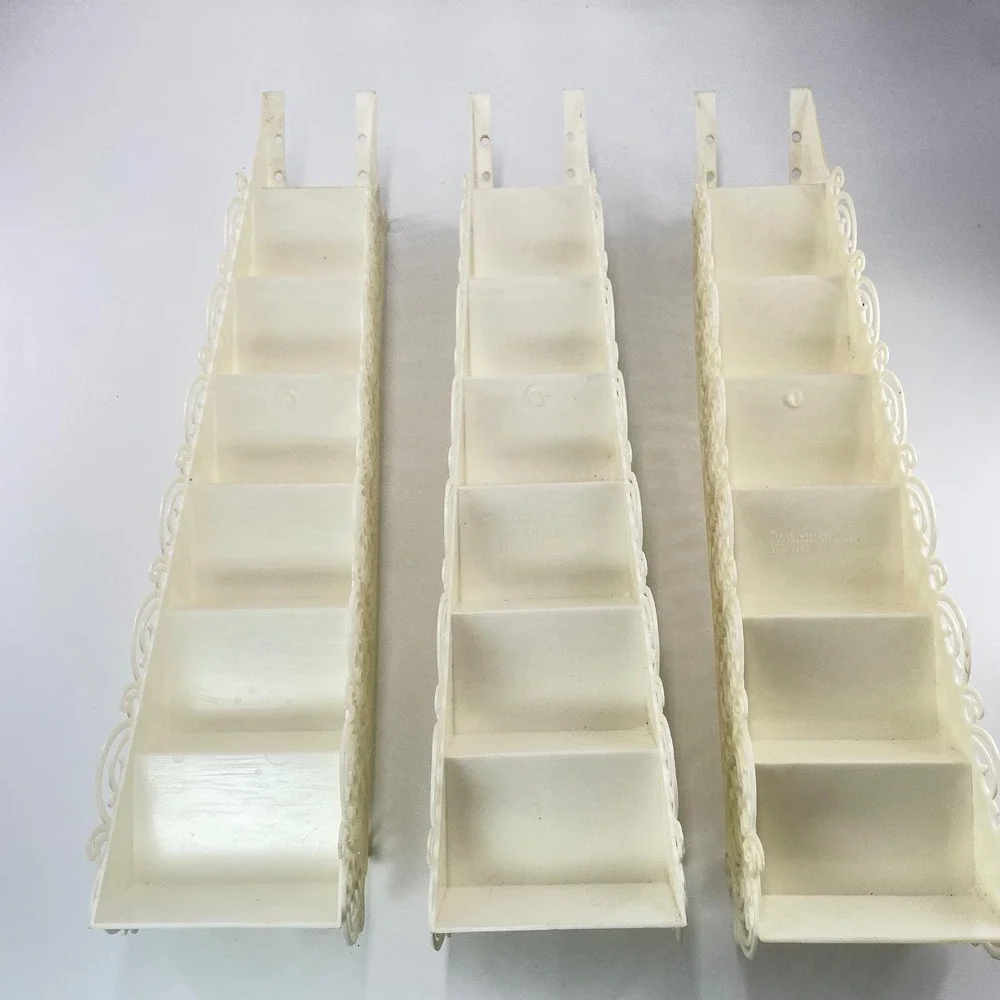 Vintage 1983 Wilton Wedding Cake Stairs Set of 3 Off White Filigree Scroll 16.5